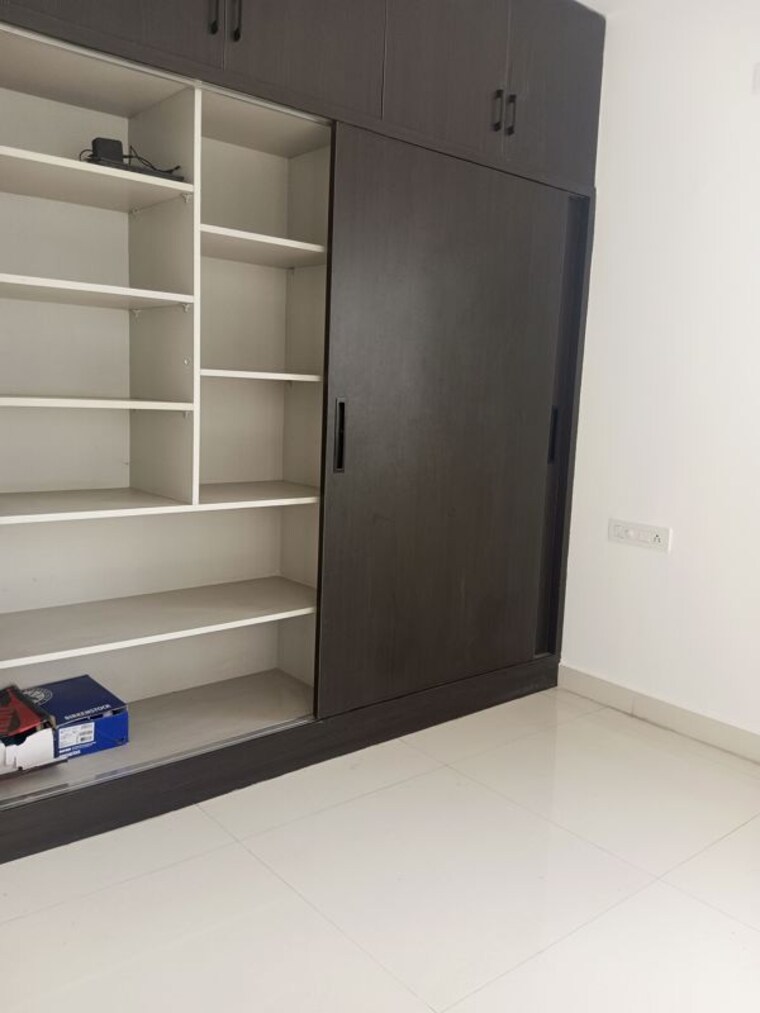Room, narsingi 3 Bedroom 1400 Sq.Ft. Apartment In Narsingi Hyderabad 10070828