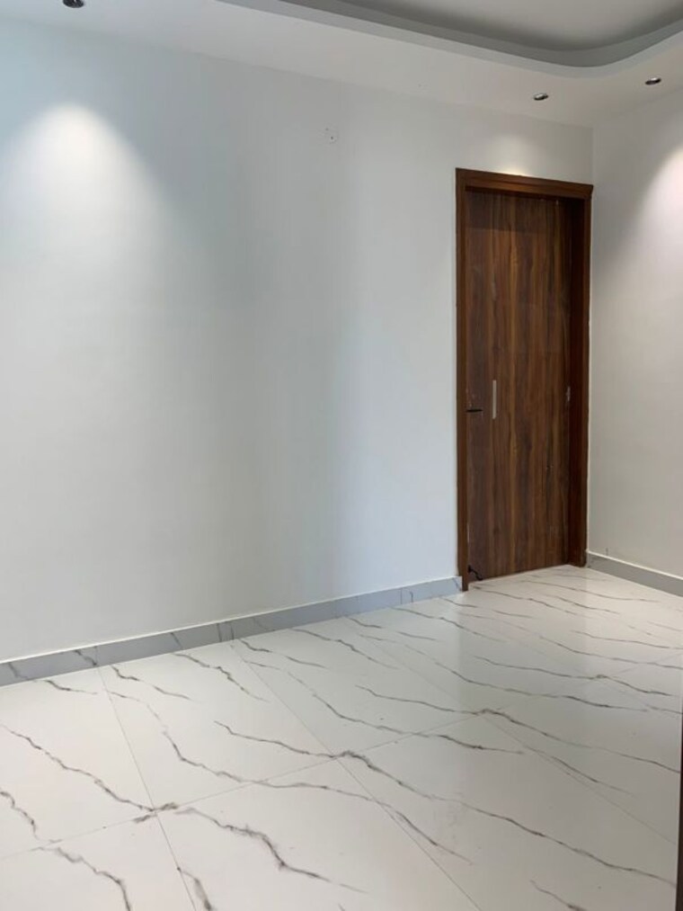 Room, kharar mohali road 3 Bedroom 100 Sq.Yd. Villa In Kharar Mohali Road Kharar 10071969