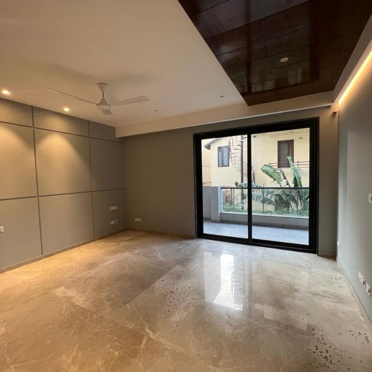 Room, unitech-arcadia 3 Bedroom 390 Sq.Yd. Builder Floor In South City 2 Gurgaon 10071966