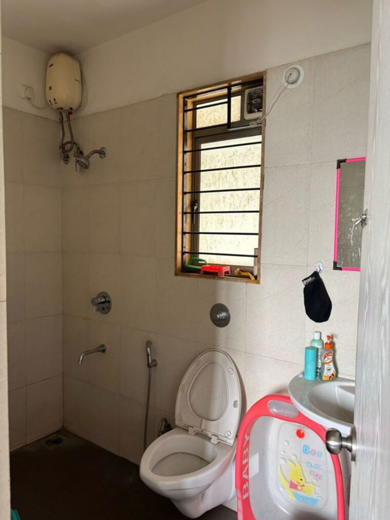 Bathroom, lodha-casa-bella-gold 2 Bedroom 918 Sq.Ft. Apartment In Dombivli East Thane 10071963
