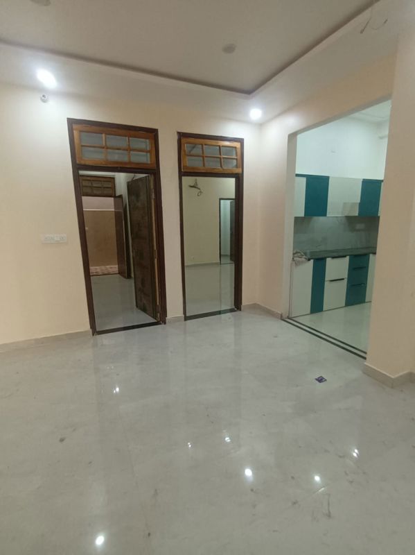 3 BHK + Extra Room 1887 Sq.Ft. Builder Floor in Stellar Okas Golf View