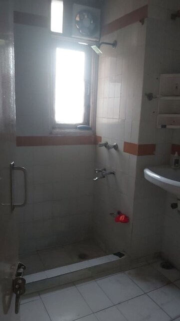 Bathroom in 3.5 BHK Apartment at Mayur Vihar – for Rent