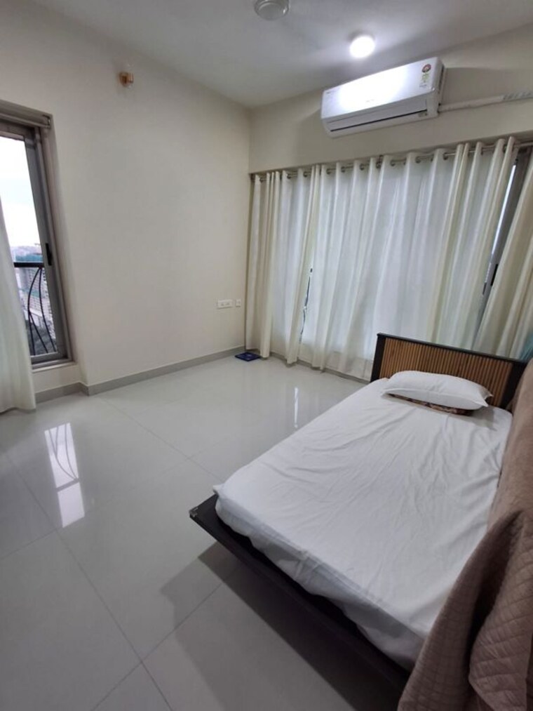 Bedroom, oxford-navrang-oasis 3 Bedroom 900 Sq.Ft. Apartment In Goregaon West Mumbai 10072002