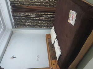 Furnished Amenities in 3 BHK Builder Floor at Bhattakufer – for Sale