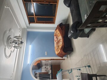 Furnished Amenities in 3 BHK Builder Floor at Bhattakufer – for Sale