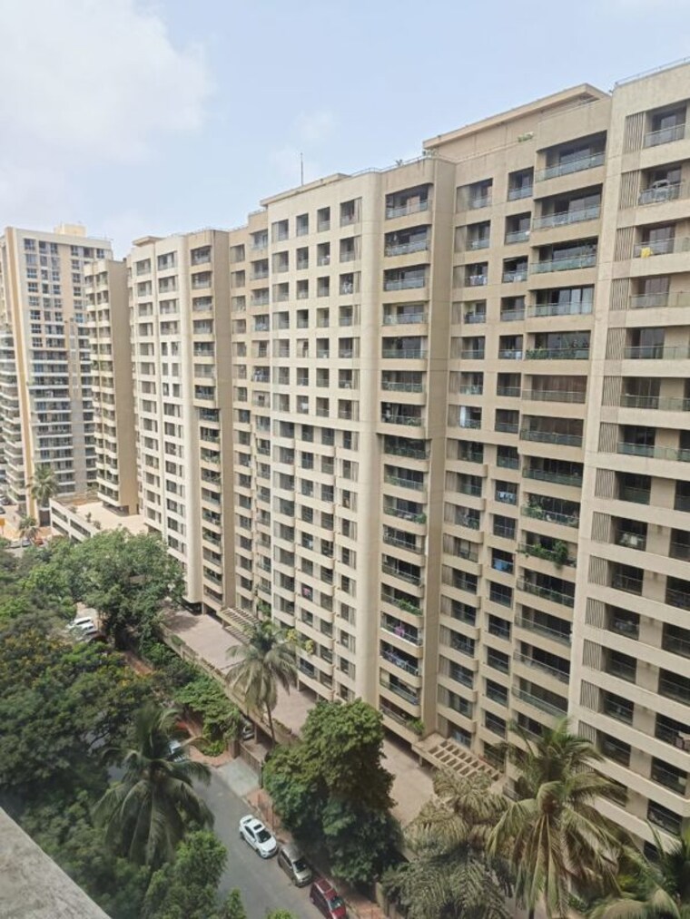 Exterior View, rustomjee-oriana 3 Bedroom 1550 Sq.Ft. Apartment In Bandra East Mumbai 10071709