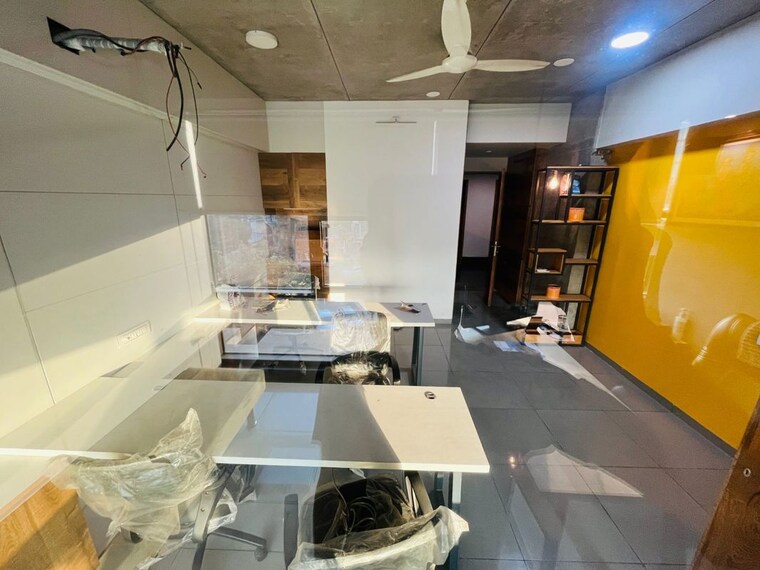 Team Area, thaltej Commercial Office Space 730 Sq.Ft. In Thaltej Ahmedabad 10072321
