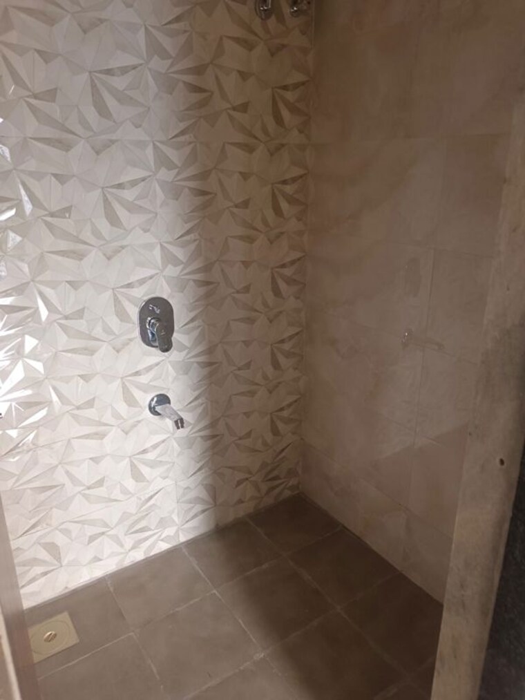 Bathroom, raunak-residency-thane 1 Bedroom 457 Sq.Ft. Apartment In Pokhran Road No One Thane 10072339