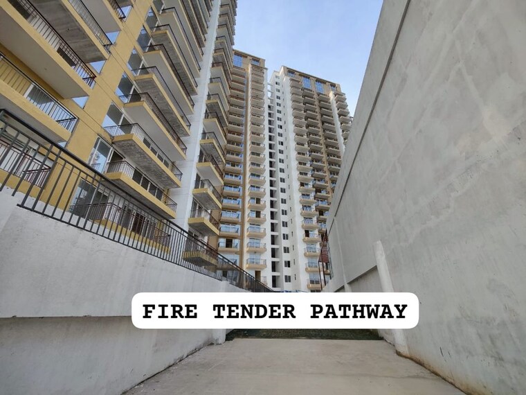 Exterior View, presithum 2 Bedroom 1270 Sq.Ft. Apartment In Sector 25 Yamuna Expressway Greater Noida 9780804