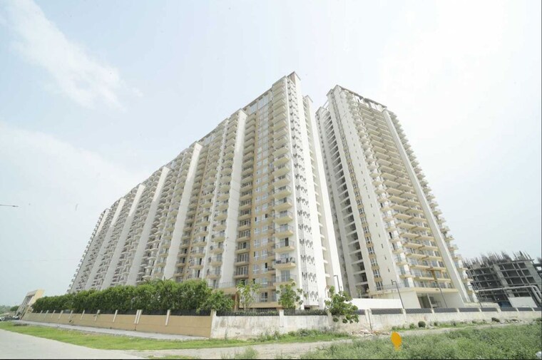 Exterior View, presithum 2 Bedroom 1270 Sq.Ft. Apartment In Sector 25 Yamuna Expressway Greater Noida 9780804