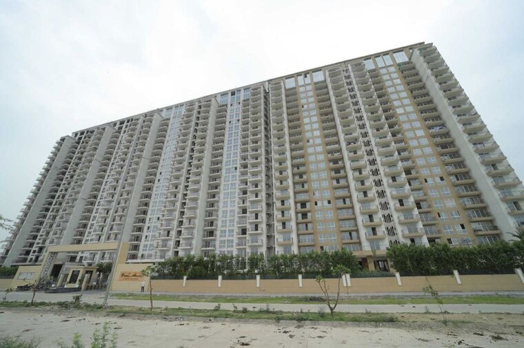 Exterior View, presithum 2 Bedroom 1270 Sq.Ft. Apartment In Sector 25 Yamuna Expressway Greater Noida 9780804