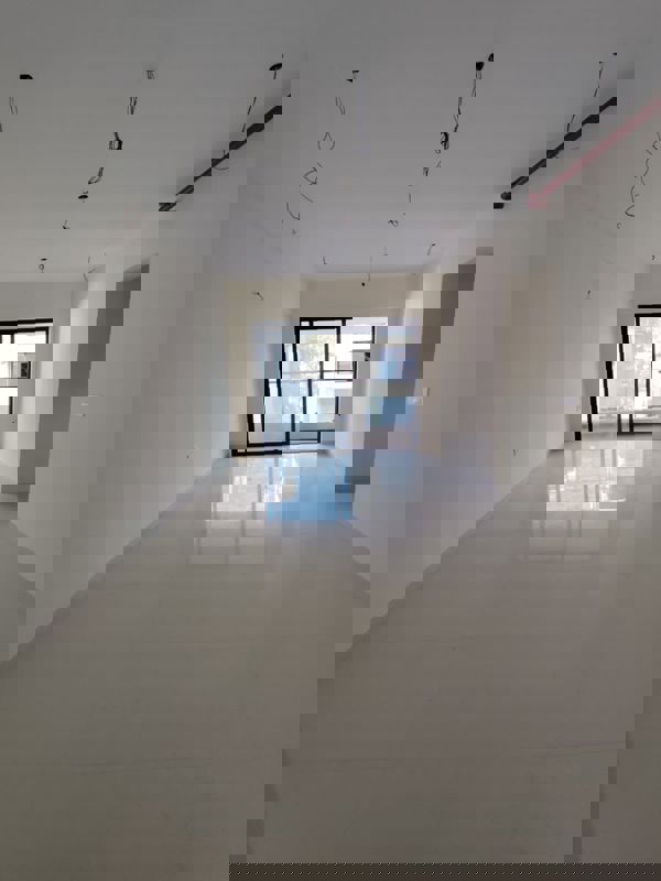 2.5 BHK 825 Sq.Ft. Apartment in Khar Laxmi Nivas