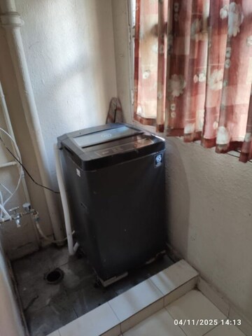 Furnished Amenities in 3 BHK Apartment at Tulip CHS, Kalyani Nagar – for Rent