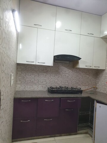 Kitchen in 2 BHK Independent House at Sector 16 – for Rent