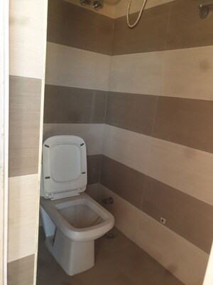 Bathroom in 2 BHK Independent House at Sector 16 – for Rent
