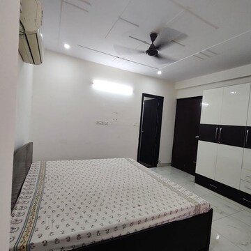 Bedroom in 2.5 BHK Builder Floor at Indrapuram – for Rent