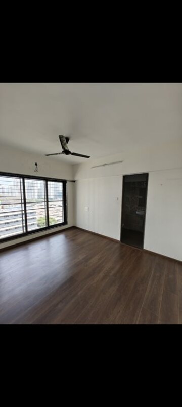 Master Bedroom in 2 BHK Apartment at Acme Oasis, Kandivali East – for Rent
