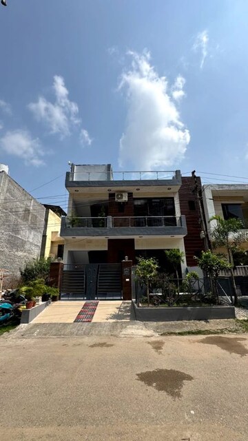 4 BHK Villa – Exterior View View at Sector 127 - for Sale