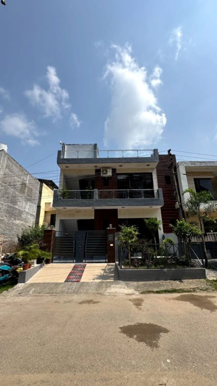 Exterior View, sector 127 4 Bedroom 142 Sq.Yd. Villa In Sector 127 Mohali 10058331