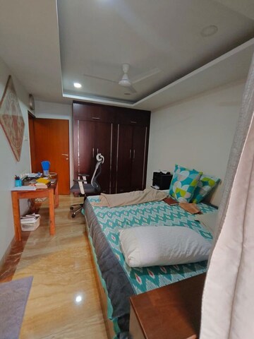 Bedroom in 3 BHK Apartment at Khar West – for Rent