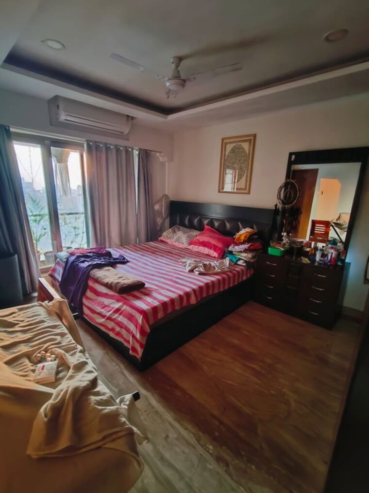 Bedroom, khar west 3 Bedroom 1400 Sq.Ft. Apartment In Khar West Mumbai 10072526