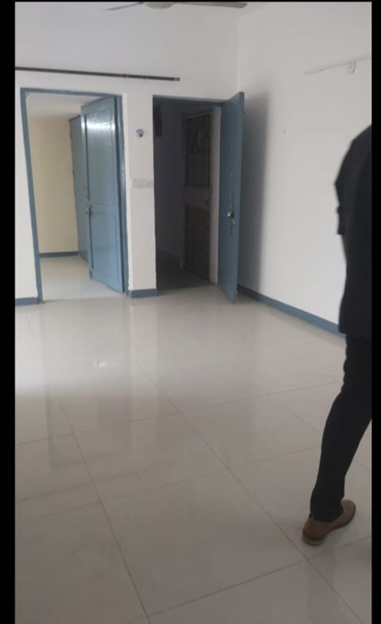 Room, mayur vihar 1.5 Bedroom 680 Sq.Ft. Apartment In Mayur Vihar Delhi 10072679