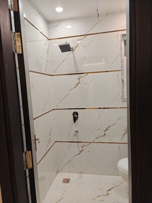 Bathroom in 3 BHK Builder Floor at Ansal Sushant Lok I, Sector 43 – for Rent