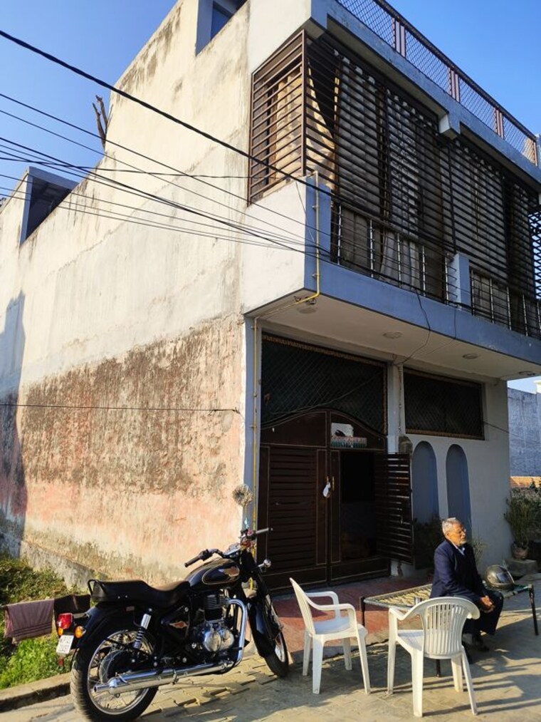 Exterior View, govindpuram 6+ Bedroom 105 Sq.Yd. Independent House In Govindpuram Ghaziabad 9918466