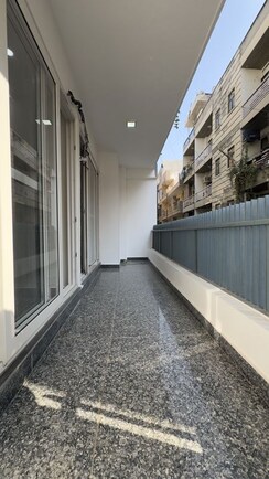 1 BHK + Servant Room Apartment For Rent in Palm Residency Chhatarpur