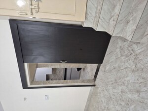 Kitchen in 1.5 BHK Apartment at Mayur Vihar – for Rent