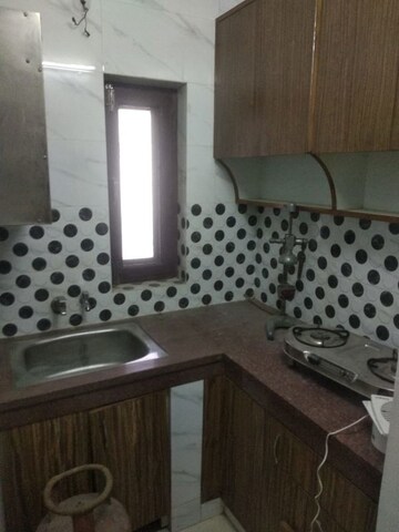 Kitchen in 1 RK Builder Floor at Dlf City Phase 3 – for Rent
