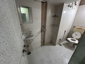 Bathroom in 2 BHK Builder Floor at Husainganj – for Rent