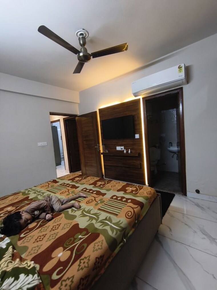 Bedroom, nk-sharma-savitry-greens-2 3 Bedroom 1160 Sq.Ft. Apartment In Ghazipur Zirakpur 10072872