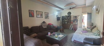 Living Room in 2.5 BHK Independent House at Sector 8 – for Rent