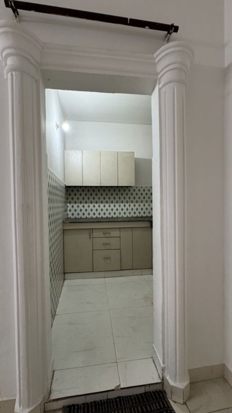 Bathroom, palm-residency-chhatarpur 2 Bedroom 1000 Sq.Ft. Apartment In Chattarpur Delhi 10072911