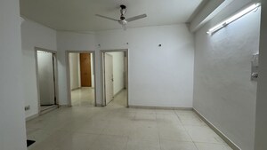 Room in 2 BHK Apartment at Palm Residency Chhatarpur, Chattarpur – for Rent