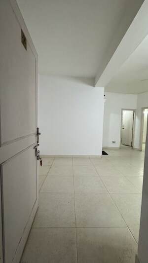 Bathroom in 2 BHK Apartment at Palm Residency Chhatarpur, Chattarpur – for Rent