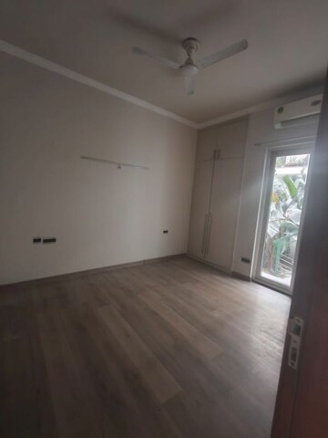 Room in 3 BHK Apartment at Silverglades The Melia, Sohna Sector 35 – for Rent