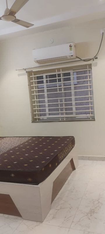 Bedroom in 3 BHK Apartment at Peace Abode , Kondapur – for Rent