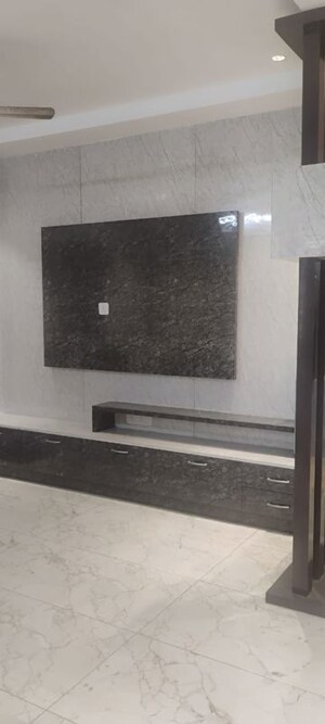 Furnished Amenities in 3 BHK Apartment at Peace Abode , Kondapur – for Rent