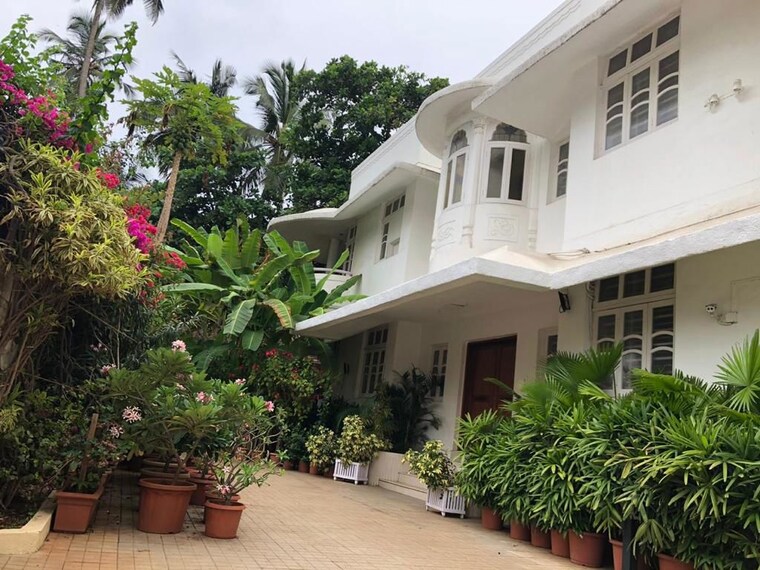 Exterior View, juhu 6 Bedroom 4300 Sq.Ft. Villa In Juhu Mumbai 10072981