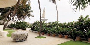 6 BHK Villa – Garden View at Juhu - for Sale