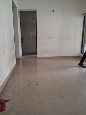 Room in 2 BHK Apartment at Dhankawade Pokale Tamarind Park, Dhayari – for Rent