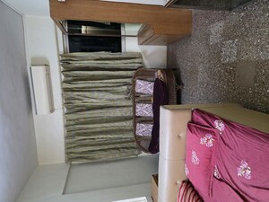 Furnished Amenities in 2 BHK Apartment at Eff Jumbo Darshan CHS, Andheri East – for Rent