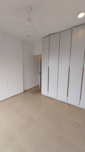 Room in 2 BHK Apartment at L&T Emerald Isle, Powai – for Sale