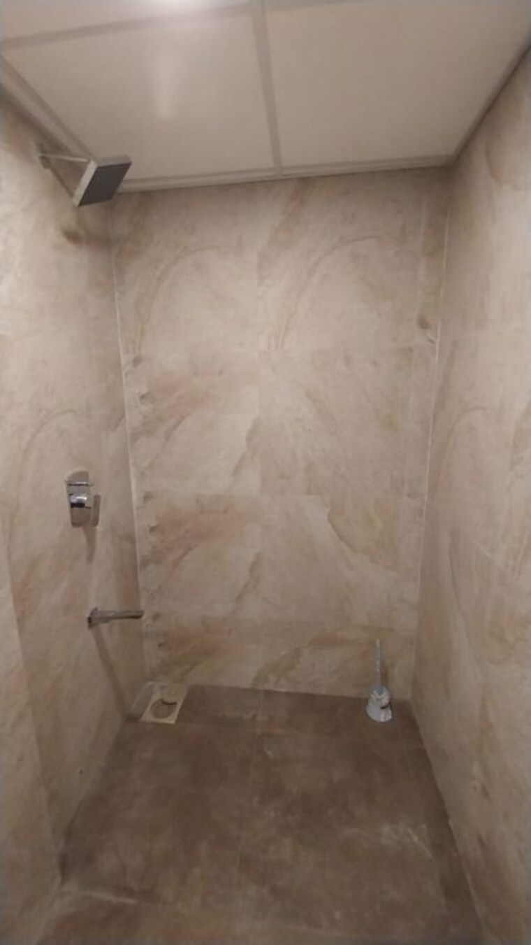 Bathroom, l-t-emerald-isle 2 Bedroom 785 Sq.Ft. Apartment In Powai Mumbai 9747716