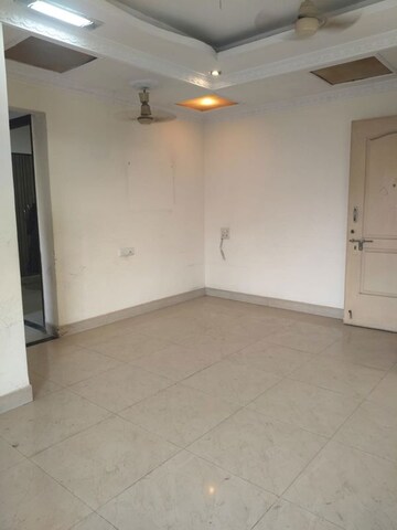 Room in 2 BHK Apartment at Vardhman Gardens, Balkum Pada – for Rent