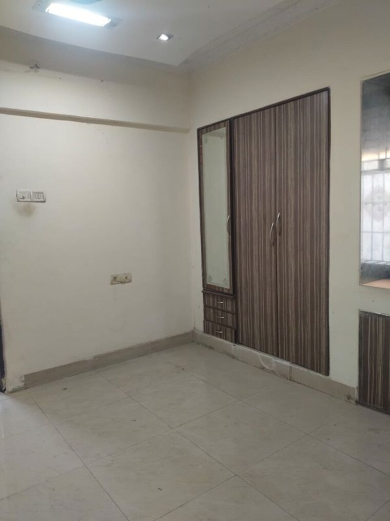 Room, vardhman-gardens 2 Bedroom 650 Sq.Ft. Apartment In Balkum Pada Thane 10073143