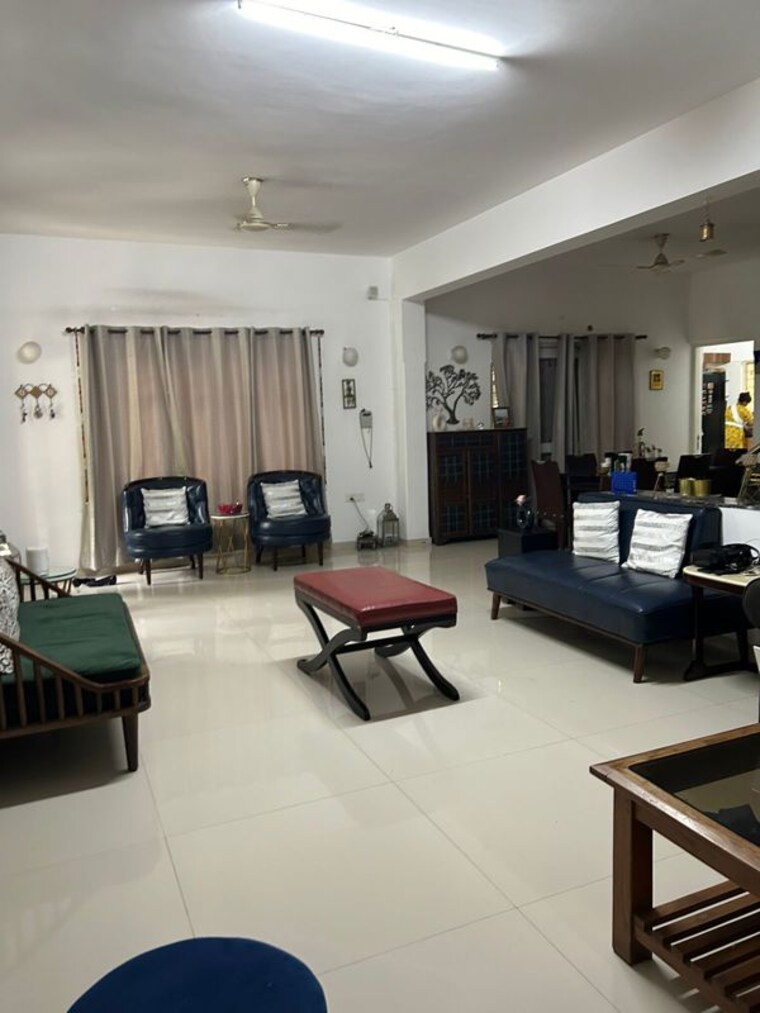 undefined, shri ram colony 4 Bedroom 4000 Sq.Ft. Villa In Shri Ram Colony Bhopal 10073175