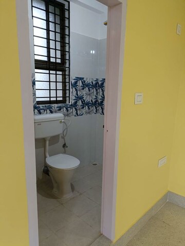 Bathroom in 2 BHK Villa at 6 Mile – for Rent